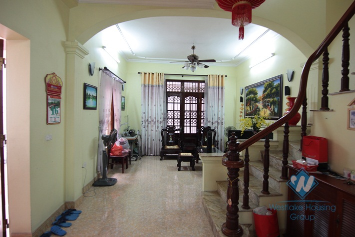 Decent house with nice yard for rent in Tay Ho